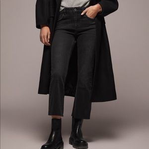 NWT Zara mid-rise mini flared jeans